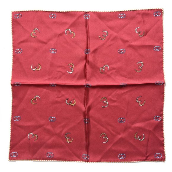 Gucci GG Horseshoe Print Pocket Square in Red NEW IN BOX - Picture 2 of 9